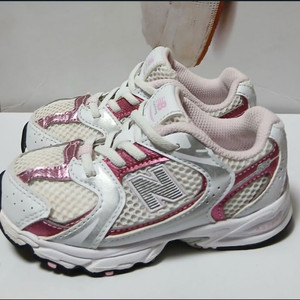 뉴발란스키즈530 실버핑크 145운동화 거의새거
