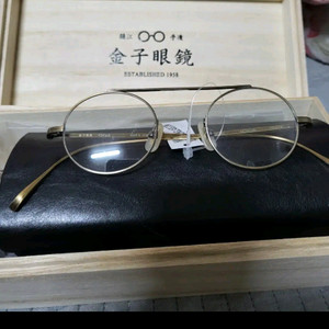 금자안경 kv55판매해요