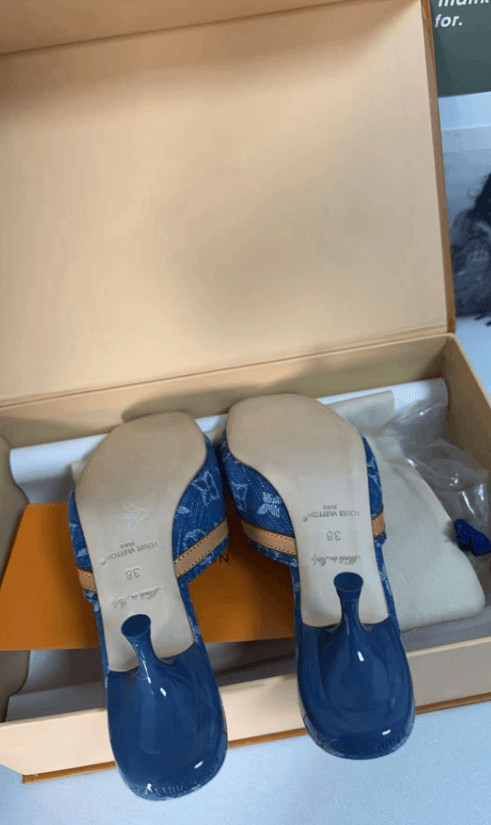 [루이;비통] 새상품 / 네오 리바이벌 데님샌들 / 약 240 사이즈--1