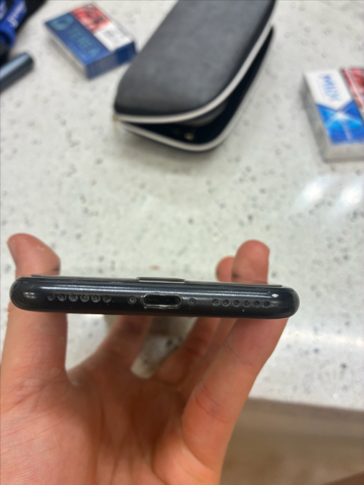 아이폰se2 블랙 256기가--4