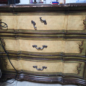 엔틱원목 서랍장 이미지