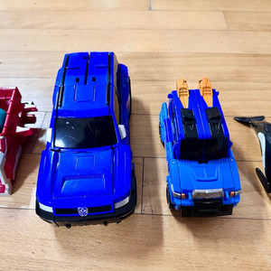 헬로카봇 파워 붐바, 마이티로 로봇