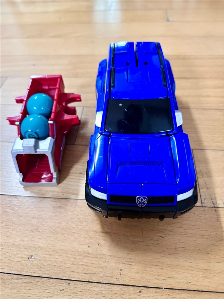 헬로카봇 파워 붐바, 마이티로 로봇--1