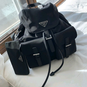 프00 파우치 미디엄 리나일론 백팩