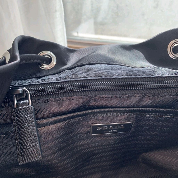 프00 파우치 미디엄 리나일론 백팩--5