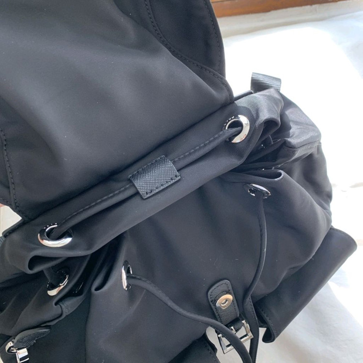 프00 파우치 미디엄 리나일론 백팩--6