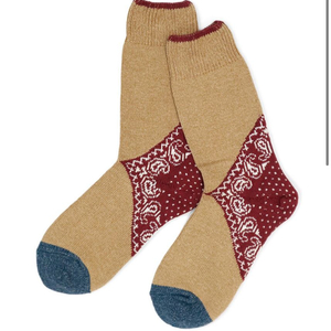 캐피탈KAPITAL 96수 힐 페이즐리 래드 반다나 삭스 양말(새상품)