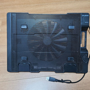 잘만 노트북 쿨링 스탠드 ZM-NS2000
