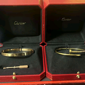 까르띠에 러브팔찌 & 저스트 앵끌루 이미지