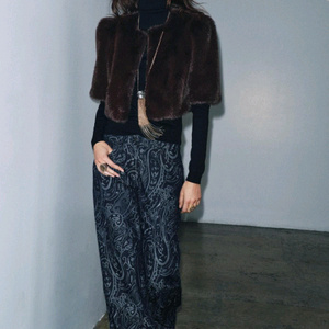 자라 zw 컬렉션 limited edition 페이크퍼 재킷 M사이즈