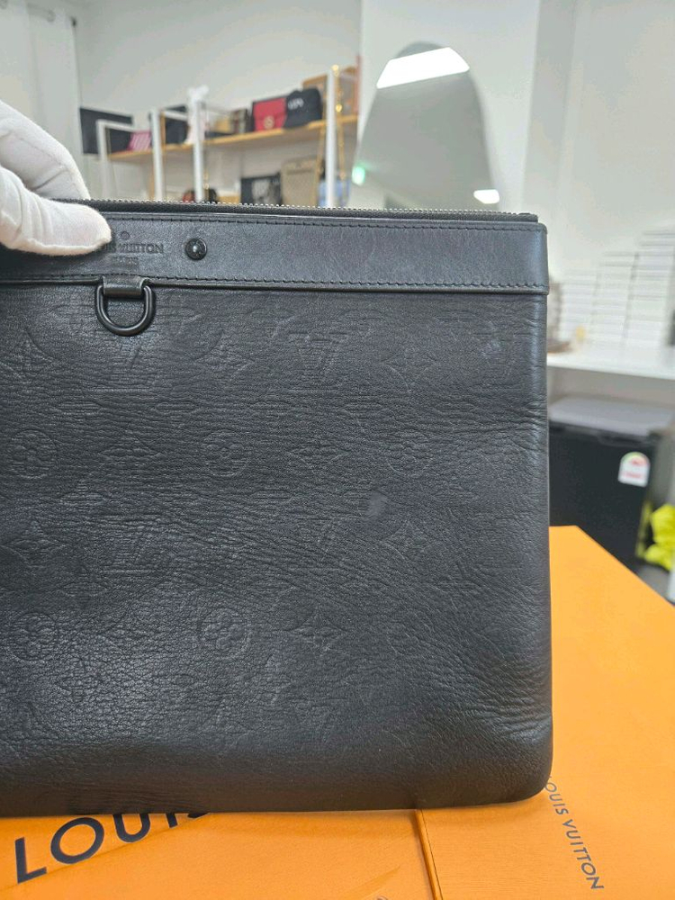 [40%할인] 루이비통 포쉐트 쉐도우 클러치백--3