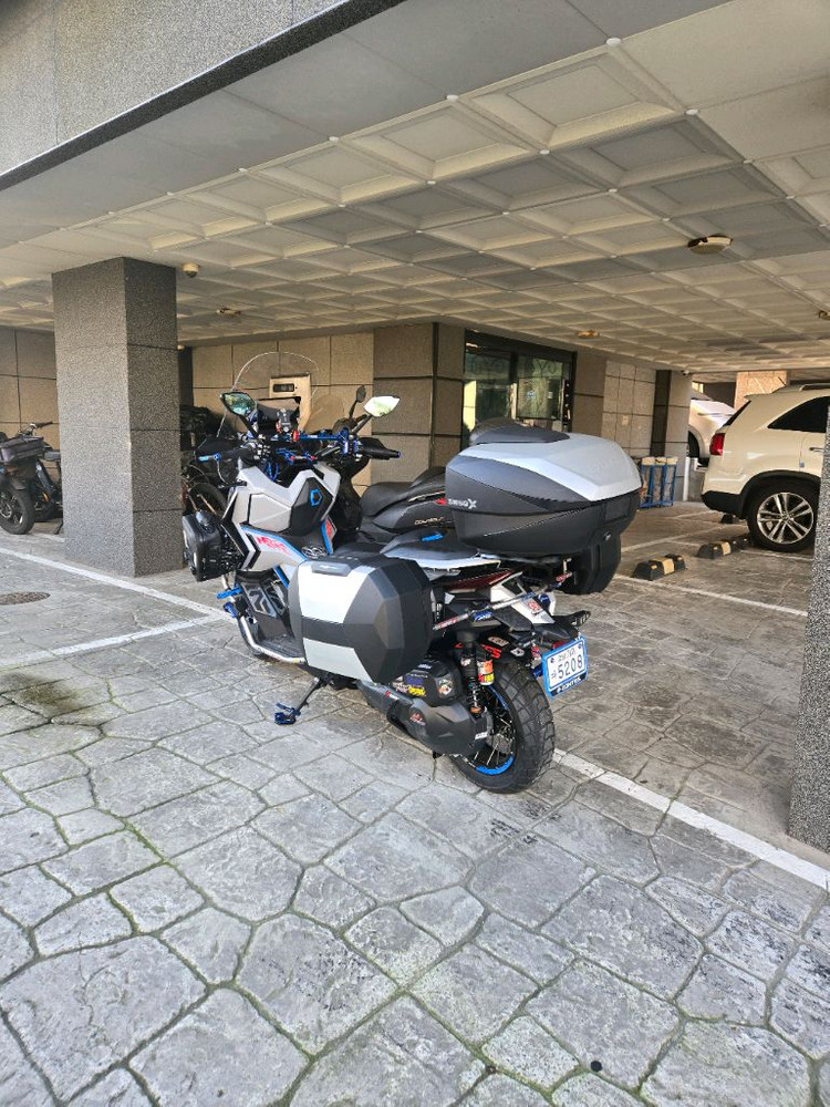 샤드 SH38X 알루미늄 커버 확장형 사이드박스 이미지