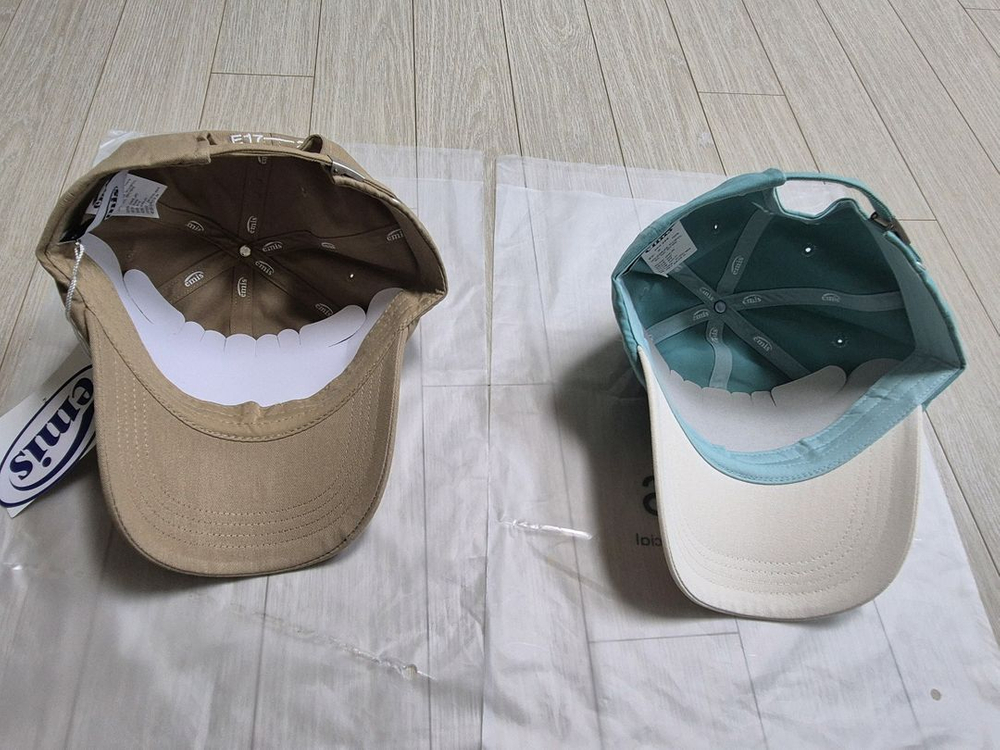 쿨거래시 4만3천! 미착용 새제품 정품 EMIS 이미스 모자 두상커도 이쁜 깔끔한모자 고학년인기 공용 커플모자--1