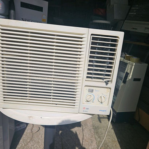 LG 창문형 에어컨 대형 에어컨 10평형 에어컨 이미지