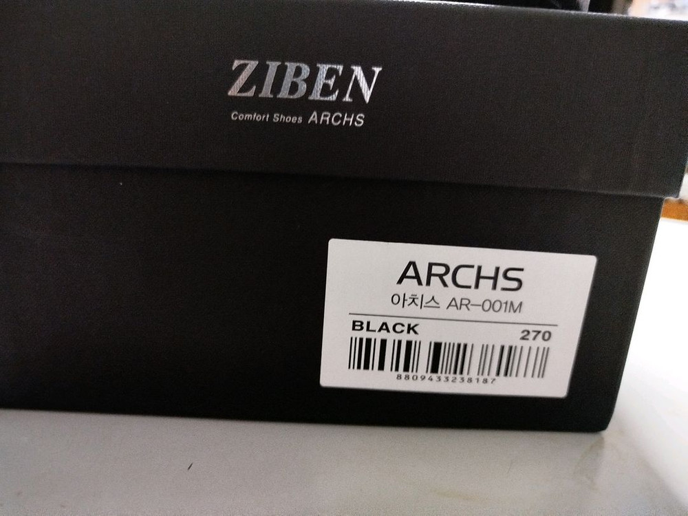 지벤 아치스 AR-001M 남성 컴포트화입니다. 새상품색상은 블랙이고, 사이즈는 270mm입니다. 전주시--4