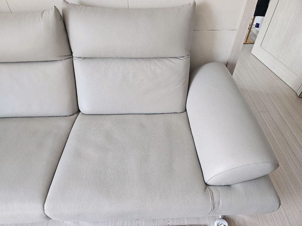 에몬스 4인용 소파 이미지