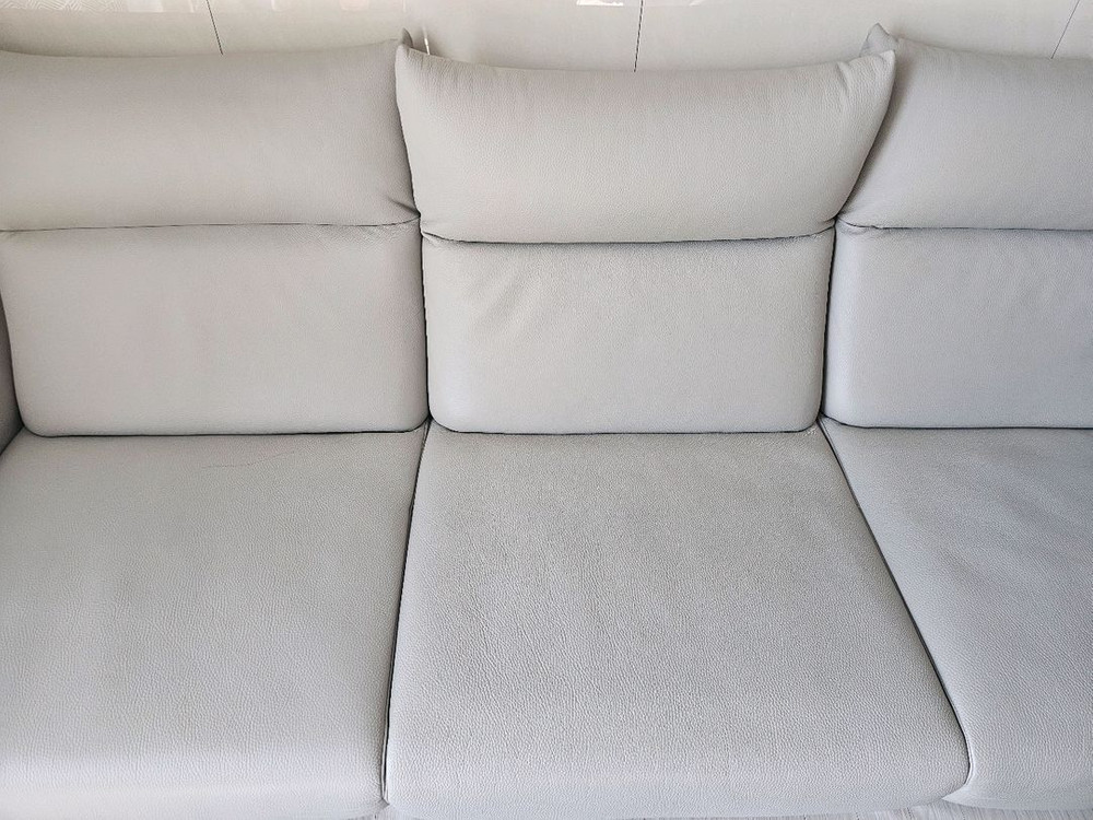 에몬스 4인용 소파 이미지