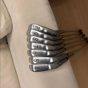 타이틀리스트 T100 아이언세트 골프채 팝니다.