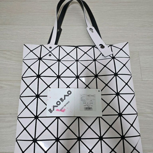 정품 바오바오 루센트 토트백