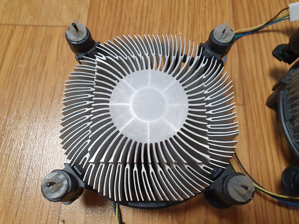 인텔 기쿨 115X cpu 쿨러--4