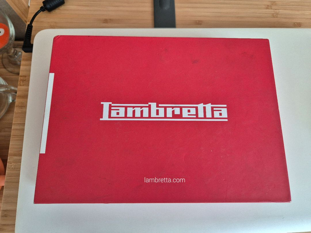 람브레타 V200 스쿠터 18년식--3