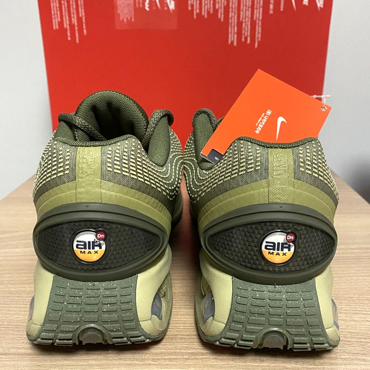 (새제품) 나이키 에어맥스 DN 올리브 270,275,285mm 운동화 매장정품--3
