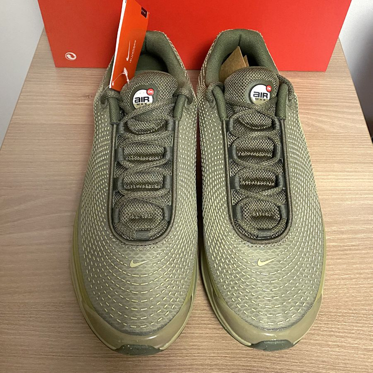 (새제품) 나이키 에어맥스 DN 올리브 270,275,285mm 운동화 매장정품--2