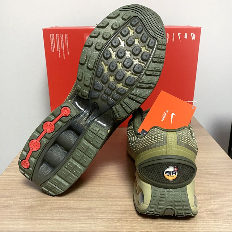 (새제품) 나이키 에어맥스 DN 올리브 270,275,285mm 운동화 매장정품--4