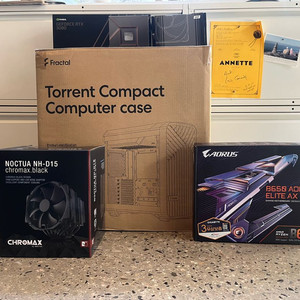 하이엔드 PC (7950X / 하이닉스 64G / P5 Plus 1TB / 프렉탈..)