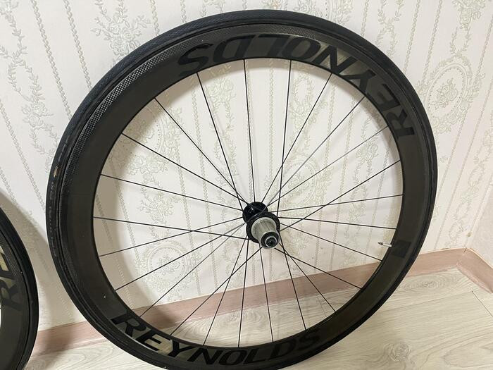 레이놀즈 어썰트 튜블러 카본휠셋 시마노바디 11단 이미지