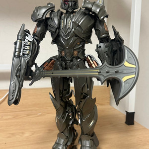 유니크토이즈 R-03 드라군(메가트론) - 본체 위주 저렴하게 내놓습니다