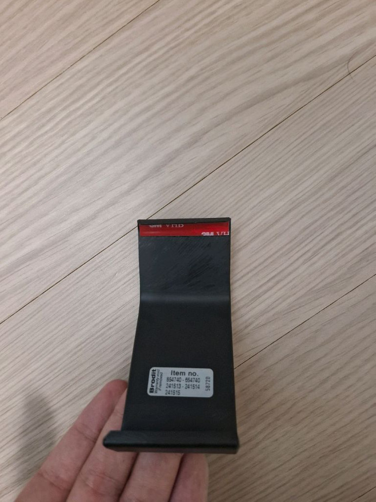 bmw 브로딧 f바디 Brodit 차량용 거치대 블랙--2