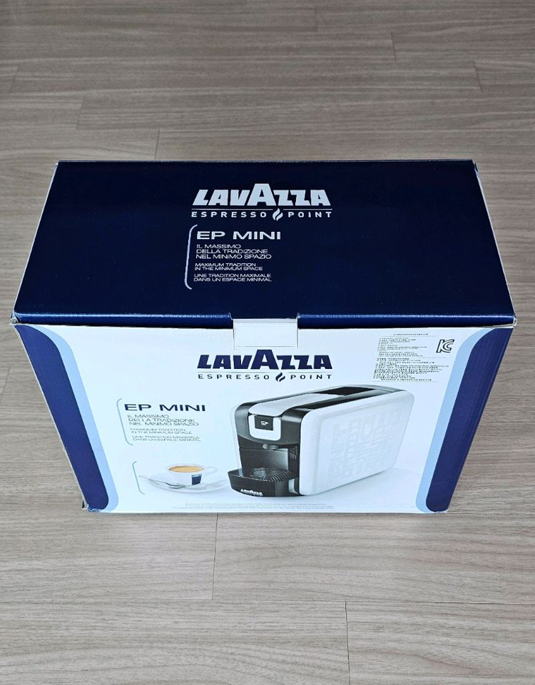 (새상품)(선물용) 라바짜 EP MINI 커피머신--2