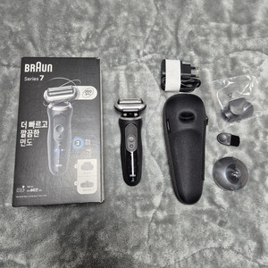 브라운 전기면도기 7시리즈 72-N4200cs 블랙 개봉만한 새상품