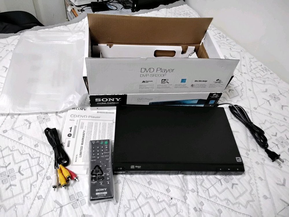 소니 DVD 플레이어 DVP-SR200P 미사용품 팝니다 부산 해운대--0