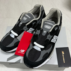뉴발란스 992 메이드 인 USA 코어 블랙 그레이(270 size)
