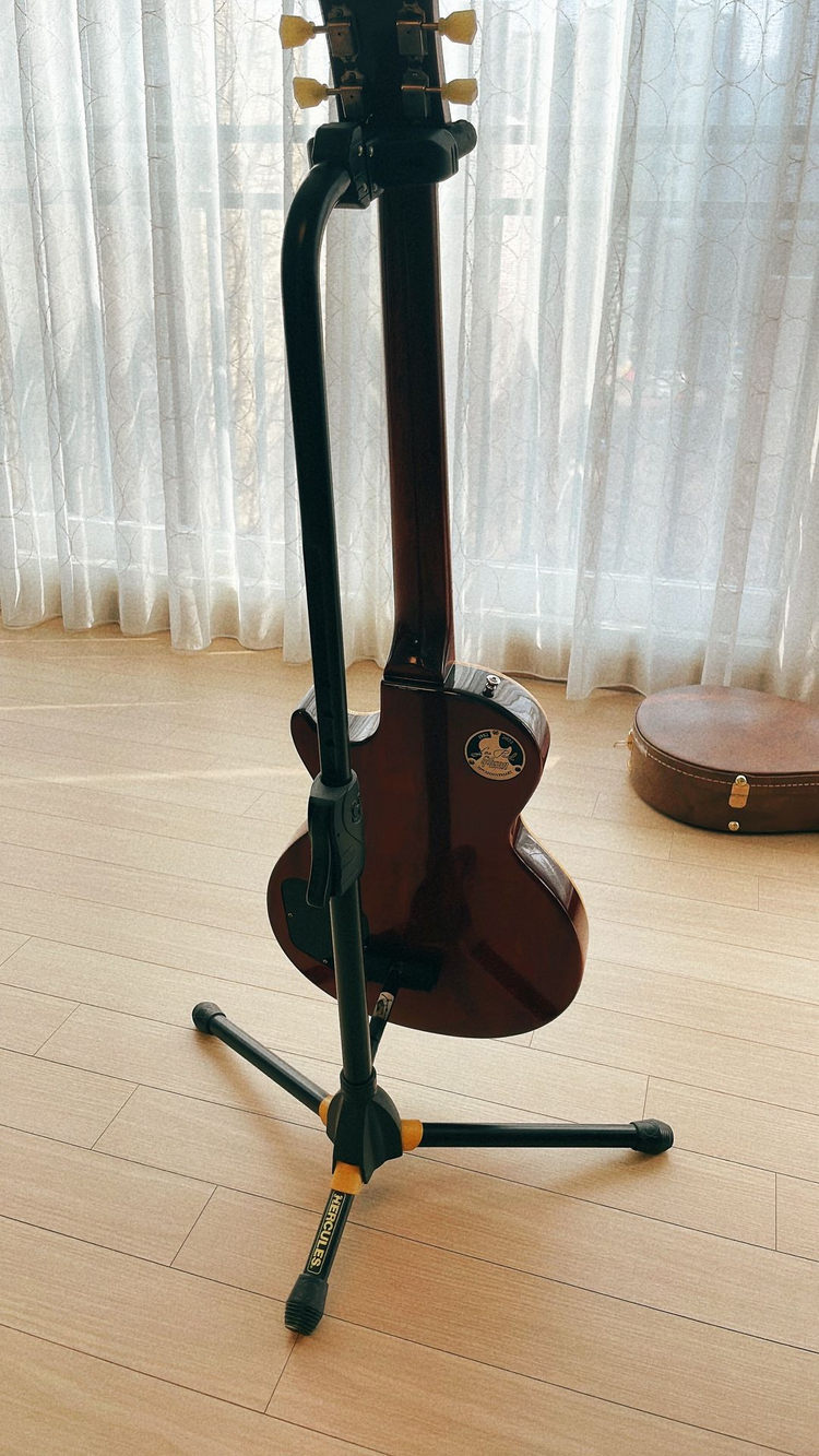 Gibson 5908 Murphy Lab Ultra Light 판매합니다.(일렉기타 + 정품 인증서 세트)--9