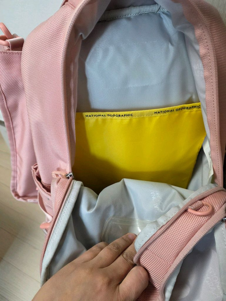 내셔널지오그라픽 초딩 핑크 백팩 세트--1