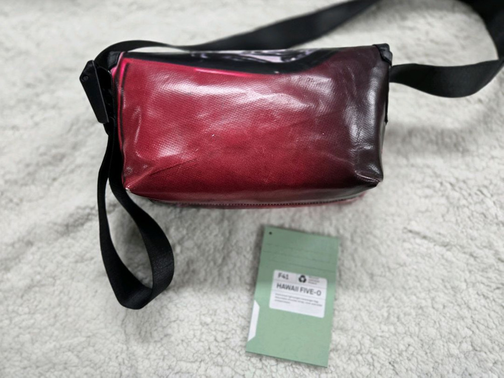 FREITAG 프라이탁 F41 HAWAII FIVE-0 희귀 전사 타프 (자동차 헤드라이트 프린트)--2