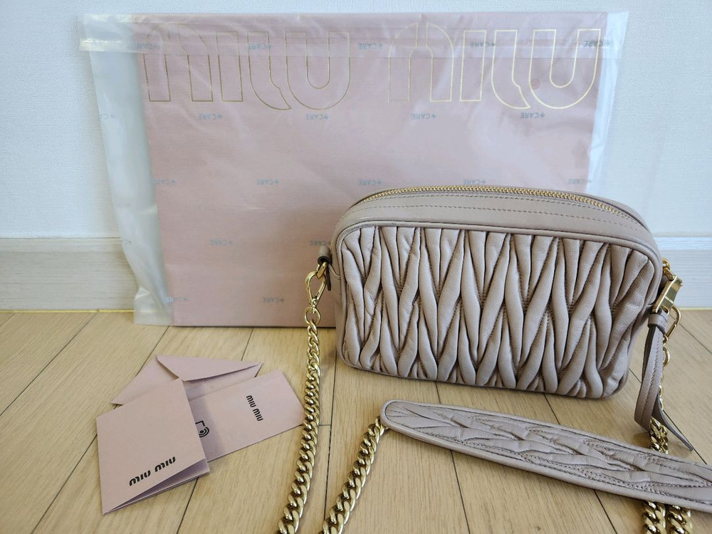 (정품)미우미우 마테라쎄--1