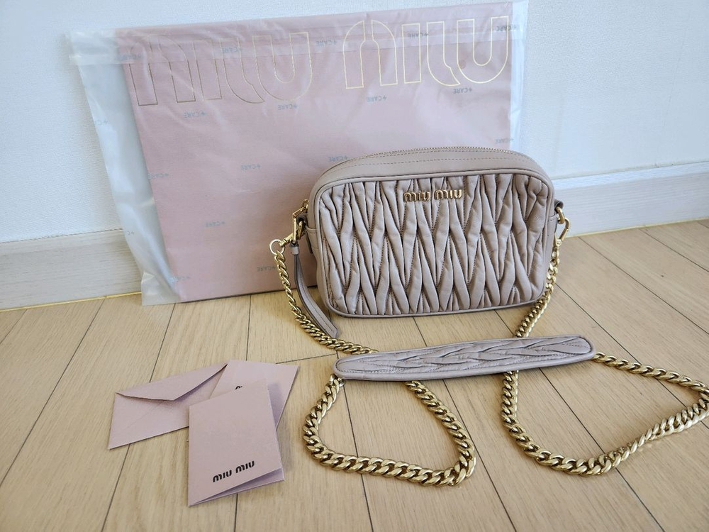 (정품)미우미우 마테라쎄--2