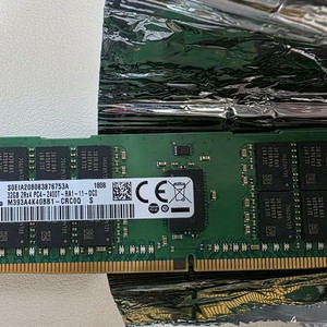 삼성 DDR4 32GB 서버/워크스테이션용 램 4개