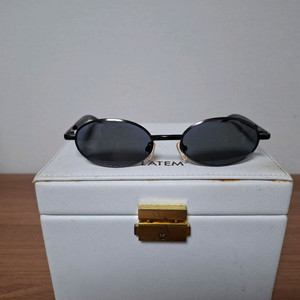 피에르가르뎅 선글라스