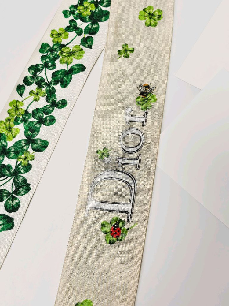 디올(Dior) 럭키 클로버 실크 미차 스카프 (새상품) 이미지
