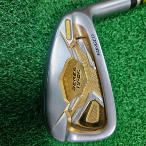 혼마 베레스 IS-05 3스타 남성 7번 아이언 단품 판매합니다.