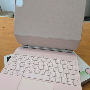 구조독 매직키보드 아이패드 에어13용 A1890 한글각인 핑크 풀박 이미지