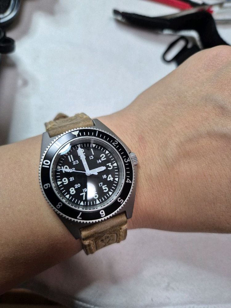 워치다이브스 밀리타도 툴워치 쿼츠 militado--1