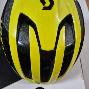 스캇 헬멧 M사이즈 팝니다