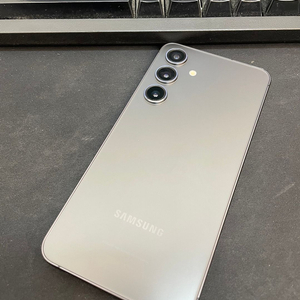 갤럭시S24 블랙 256GB 무잔상 상태좋은 중고58만팝니다