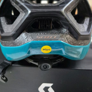 스캇 헬멧 S사이즈 팝니다